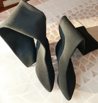 Botas calcetín tacón plateado talla 39