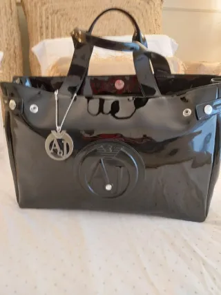 Bolso Armani Jeans Negro Charol