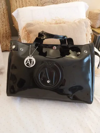 Bolso Armani Jeans Negro Charol