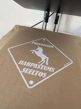 Camisetas Personalizadas DTF - Tu Diseño Único