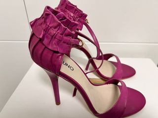 Sandalias Via Uno Fucsia Tacon Pulsera Hebilla