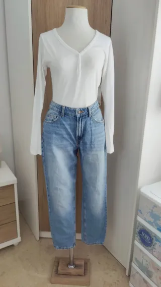 Pantalón vaquero Denim Mom Bershka XS 34