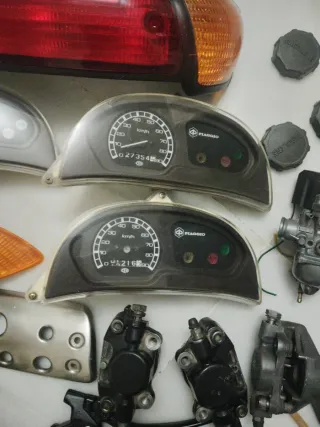 Lote repuestos Piaggio Zip