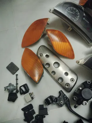 Lote repuestos Piaggio Zip