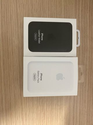 Portafogli e batteria MagSafe per iPhone