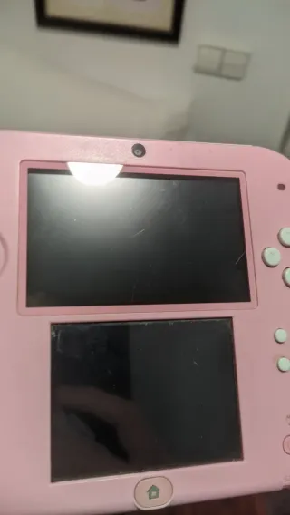 Nintendo 2DS Rosa con caricatore