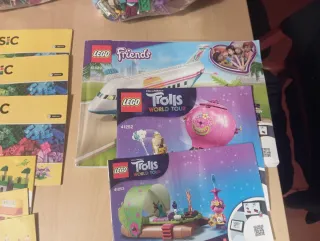 Lego chima, friends Manuali e mattoncini