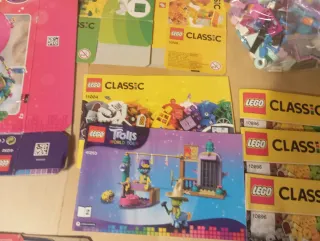 Lego chima, friends Manuali e mattoncini