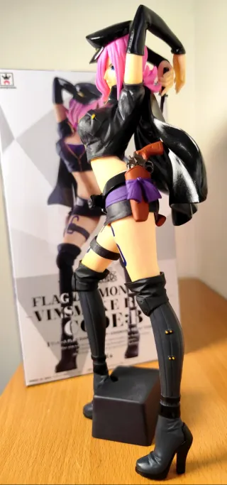 Banpresto One Piece Vinsmoke Reiju Flag Diamond Sh