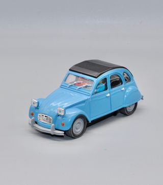 Citroen 2CV Pink Kar sin mecánica