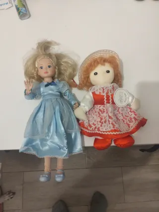 Lotto di 2 bambole antiche