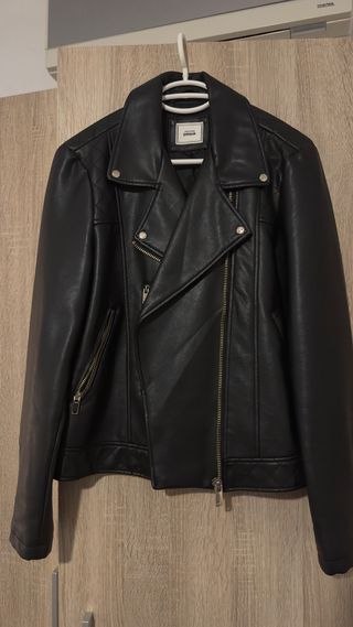 Chaqueta piel cuero negra