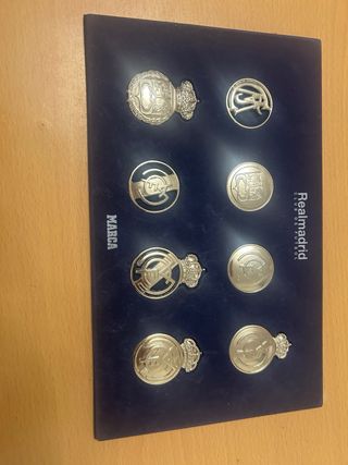Colección Oficial Pines Insignias Real Madrid