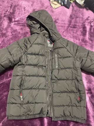 Chaqueta McKenzie niño negra. Talla 10-12