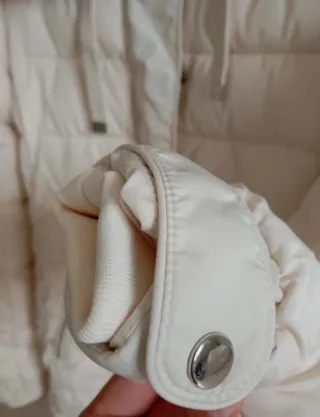 Anorak acolchado de Zara