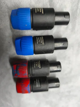 Conectores Speakon (4 unidades)