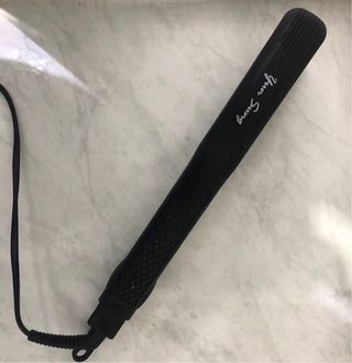 Plancha de pelo Yun Sung negra