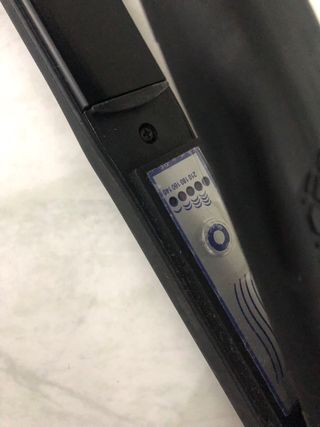 Plancha de pelo Yun Sung negra