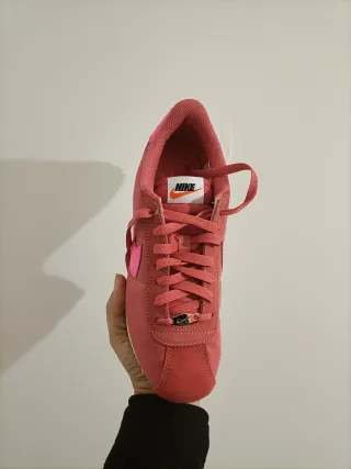 T40 Nike Cortez Rosa y Rojo