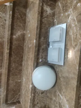 Dos apliques de pared