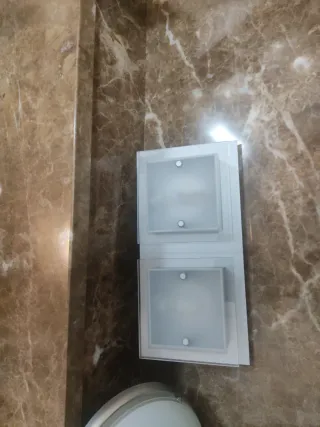 Dos apliques de pared