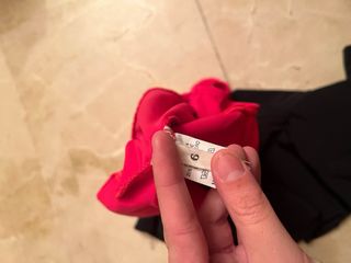 Maillot patinaje artístico rojo y negro