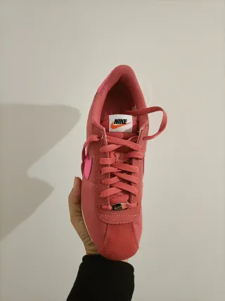 T41 Nike Cortez rosas