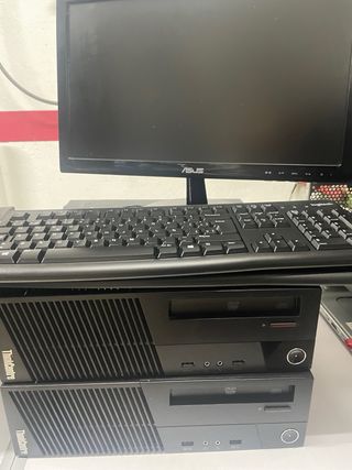 Conjunto HP y Lenovo: PCs, Monitores y Teclados