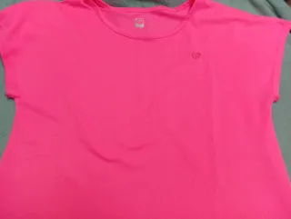 Camiseta deportiva rosa transpirable Up y polo bla