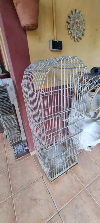 Jaula de aluminio para pájaros
