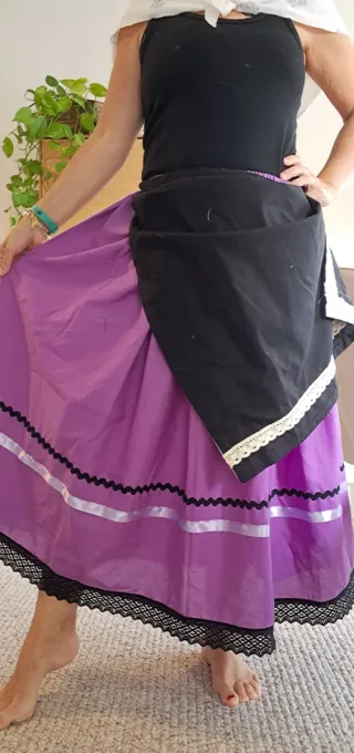 Falda87cm ,delantal y pañuelo,casera,neska,serrana