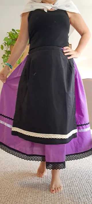 Falda87cm ,delantal y pañuelo,casera,neska,serrana