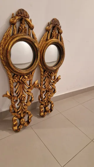 Coppia di Specchi Gemelli Dorati