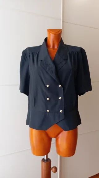 Blusa vintage negra Nueva