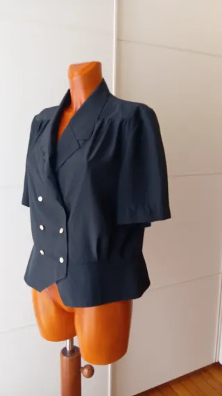 Blusa vintage negra Nueva