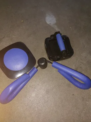 Equipo de gimnasio para piernas y brazos