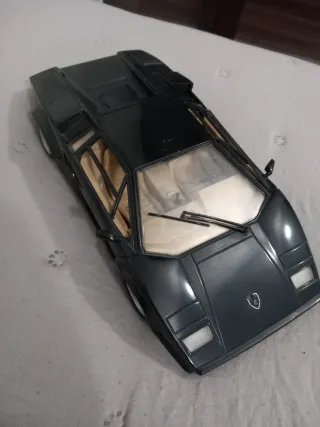 Modellino Lamborghini Countach Polistil anni 80
