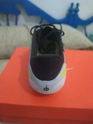 Botas Nike Legend Talla 39