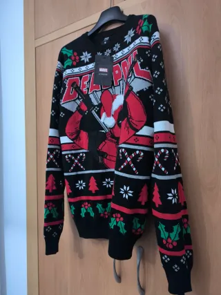 Jersey Navideño Deadpool Marvel Talla M