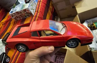 Bburago Ferrari Testarossa Modellino