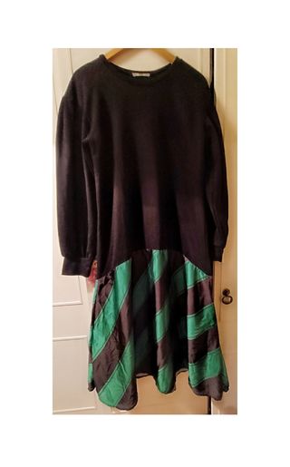 Vestido Zara muy original sudadera y falda seda