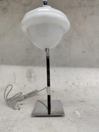 Candeeiro de mesa vintage opalino