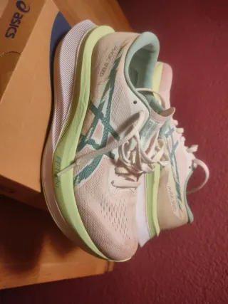 Asics Magic Speed 4 Talla 37,5