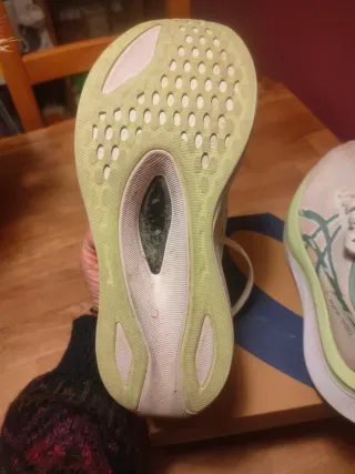 Asics Magic Speed 4 Talla 37,5