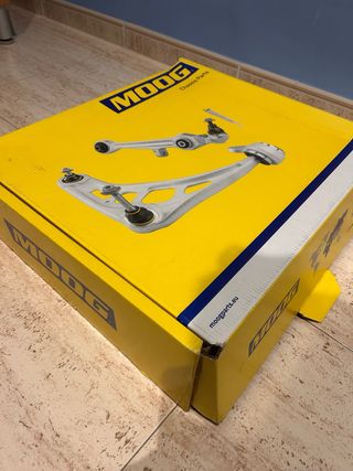 Brazo suspensión izquierdo BMW E46 320i NUEVO!!