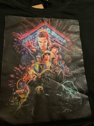 Pijama Stranger Things Talla 8-10 Años