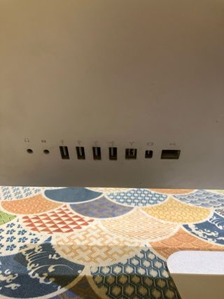 iMac 2010 Plata/Blanco (sin disco duro)