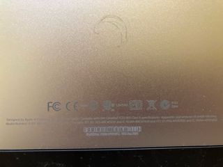 iMac 2010 Plata/Blanco (sin disco duro)