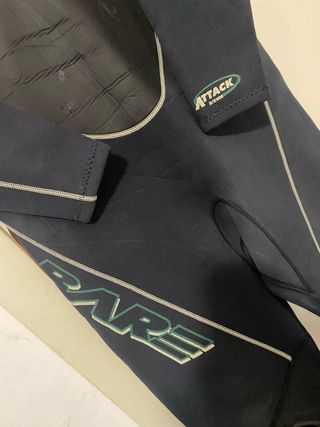 Traje de neopreno BARE ATTACK 3/2mm Talla XL