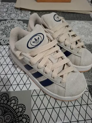 Adidas Campus Talla 33 Niño Beige/Azul